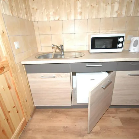 Letniskowe Деревянный коттедж